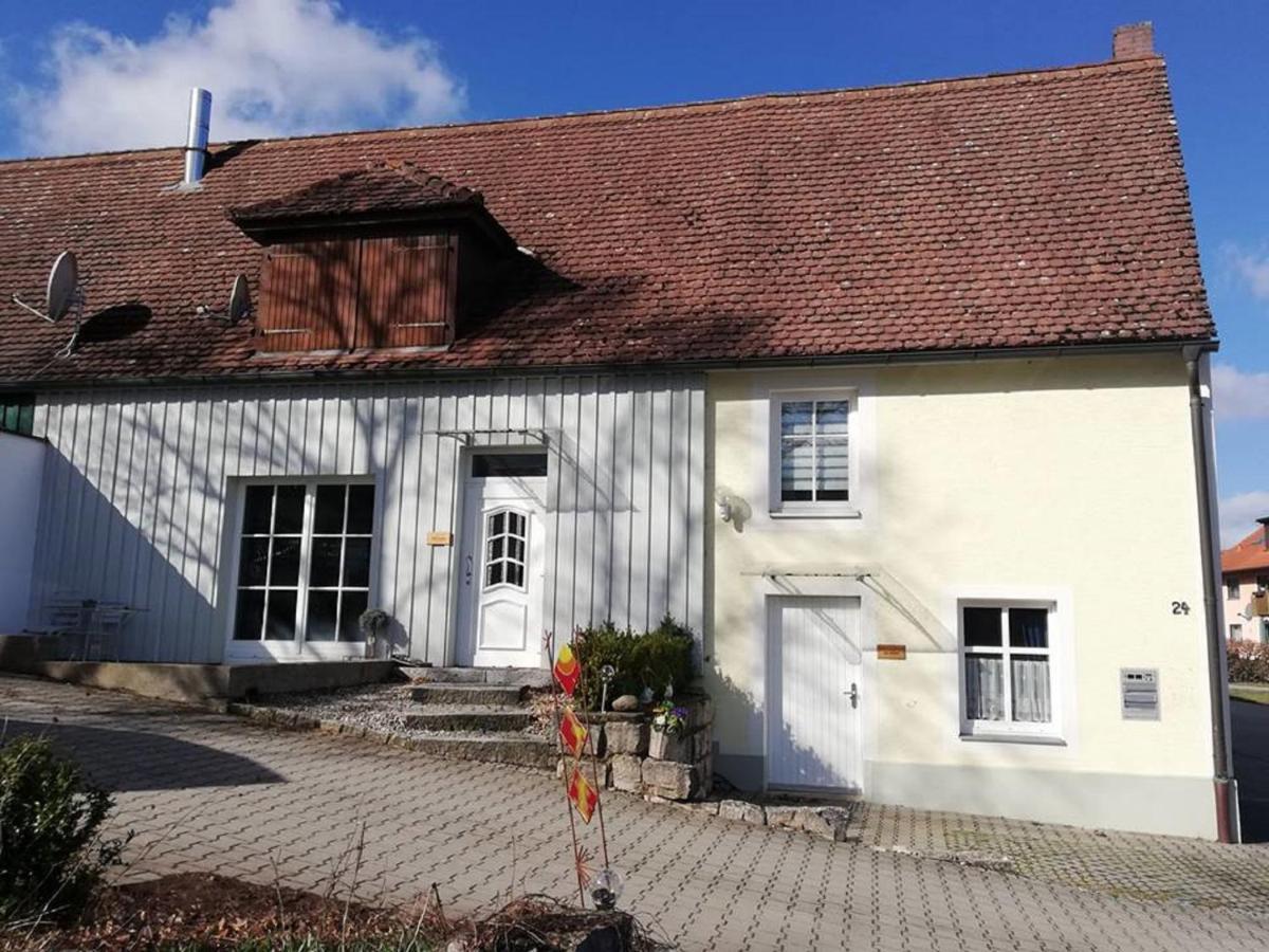 Glucksmomente Helenenhof Apartamento Schillingsfürst Exterior foto